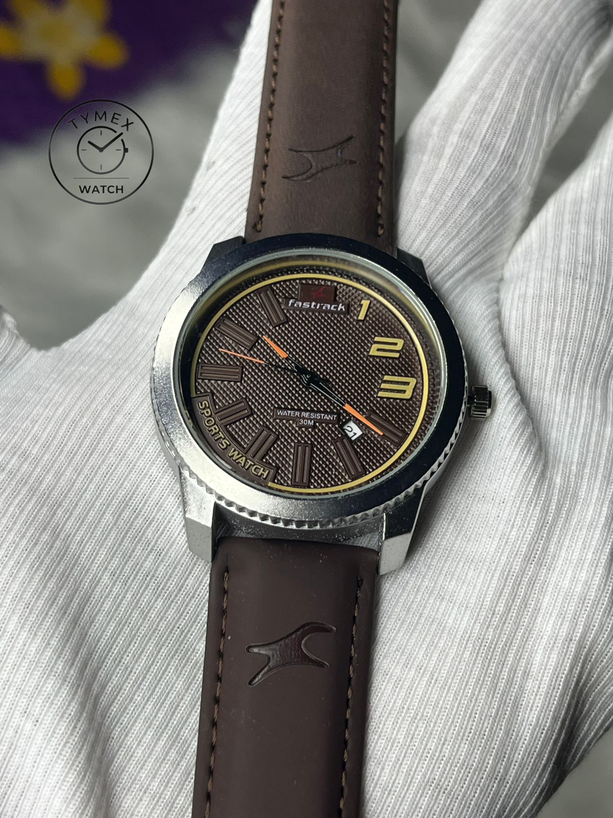 Fastrack Analog Leather Strap – Ty…
